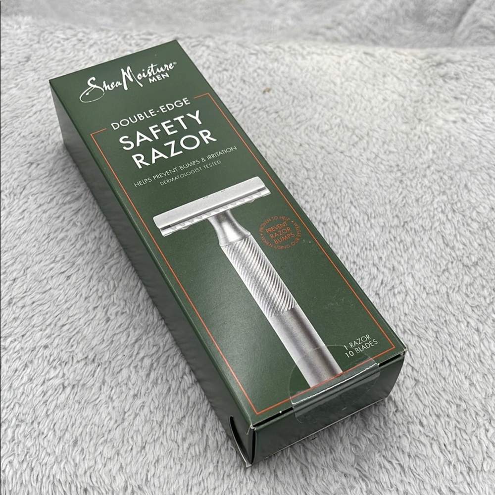 SALE---- SheaMoisture Men's Double-Edge Safety Razor-----SALE